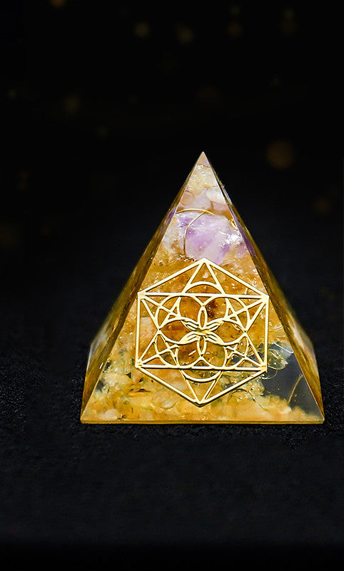 Natural Crystal Pyramid Ornaments, Transfers Happy Spiritual Ogan, High Frequency Healing Energy Towers