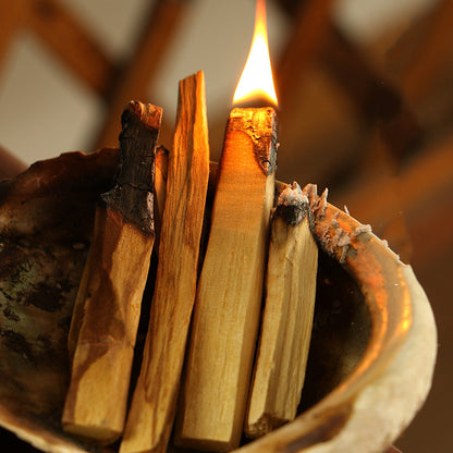 Peruvian Sacred Wood Chips, Palo Santo for Natural Aromatherapy, Cosmic Magnetic Field Meditation Spiritual Fragrance