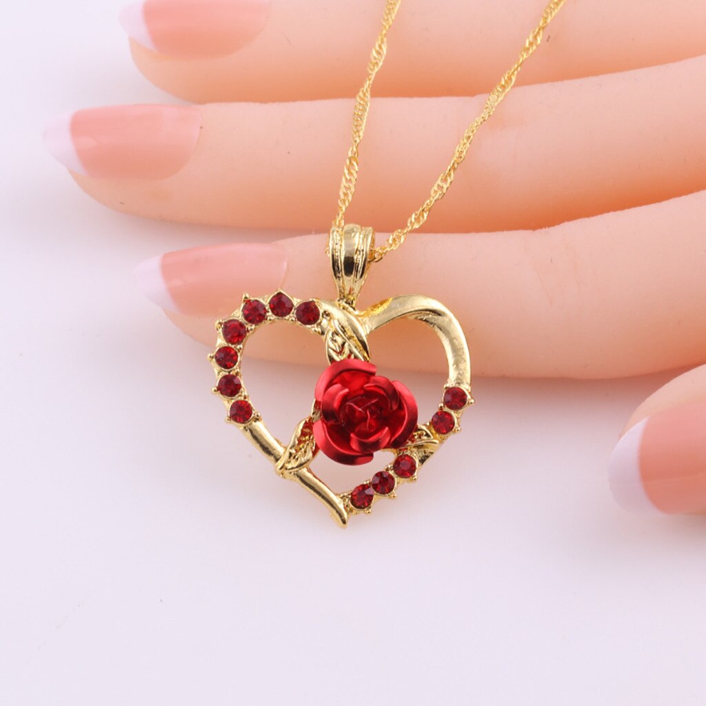 Diamond Zircon Red Rose Love Heart Pendant Short Clavicle Chain