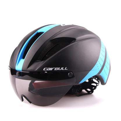 Aero helmet for cycling