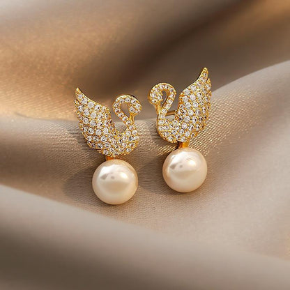 Korean, silver stud earrings, zircon swan and pearl