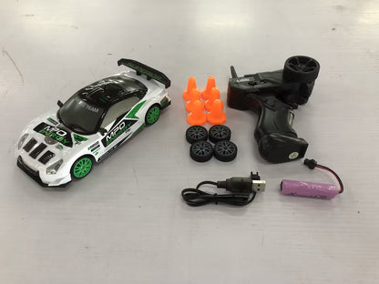 RC Drift Car white remote