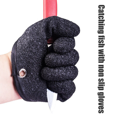 Fishing Gloves: Anti-Slip, Protects from Puncture and Scrapes